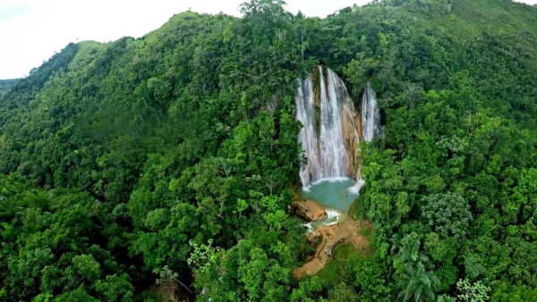 Samaná + Cascada Limón + Cayo Levantado 6 Samaná + Cascada Limón + Cayo Levantado